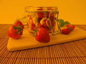 Erdbeeren und Joghurt im Glas